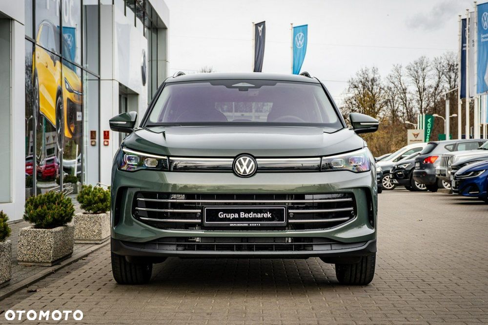 Volkswagen Tiguan - 3