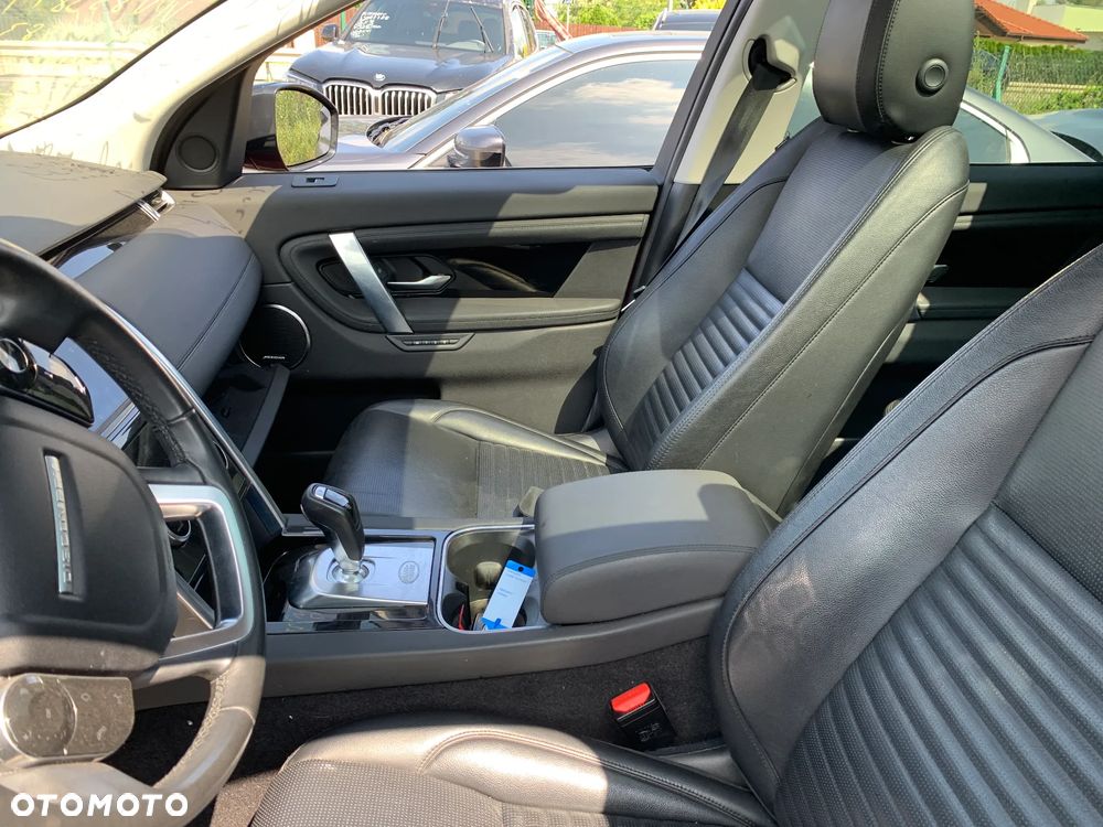 Land Rover Discovery Sport P250 R-Dynamic S - 9