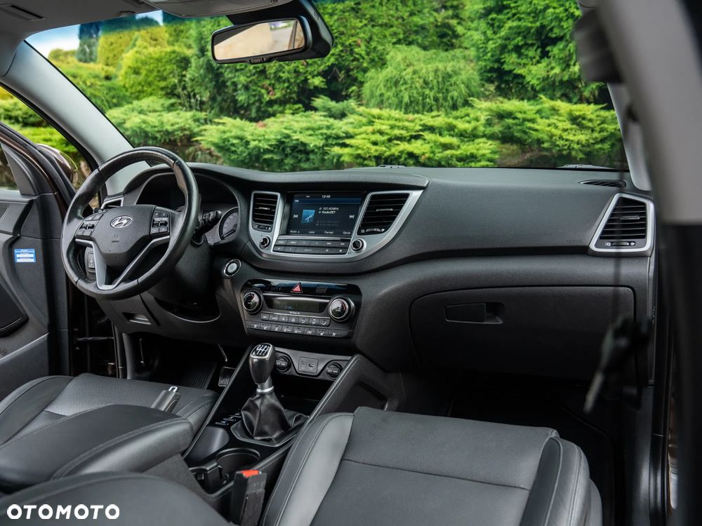 Hyundai Tucson 2.0 CRDI Premium 4WD - 28