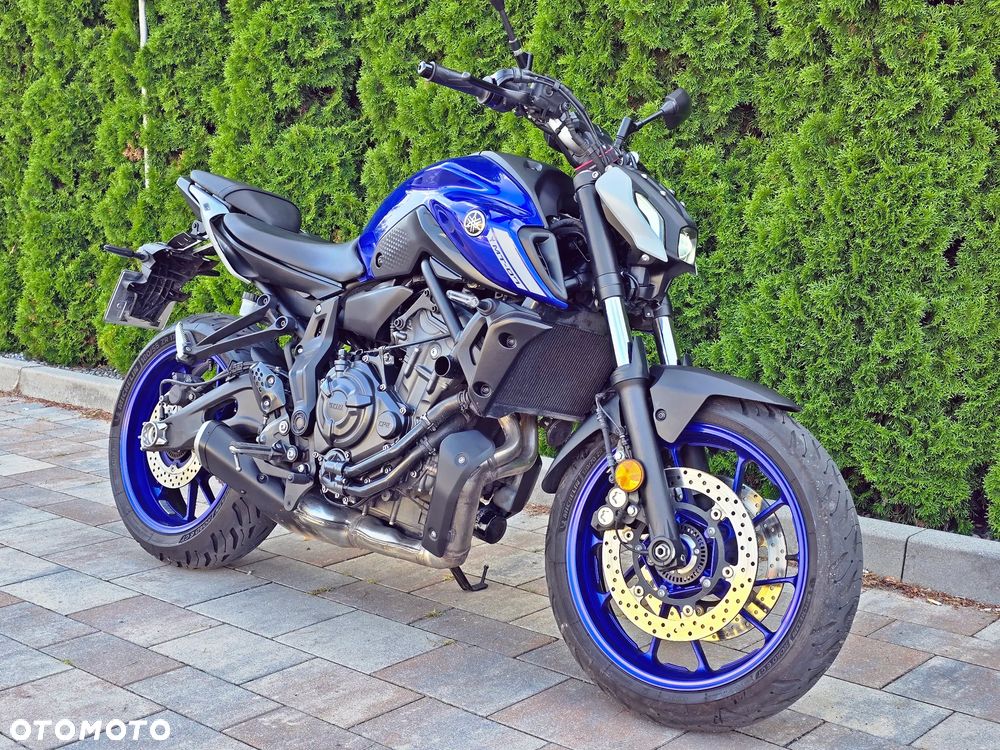 Yamaha MT - 4