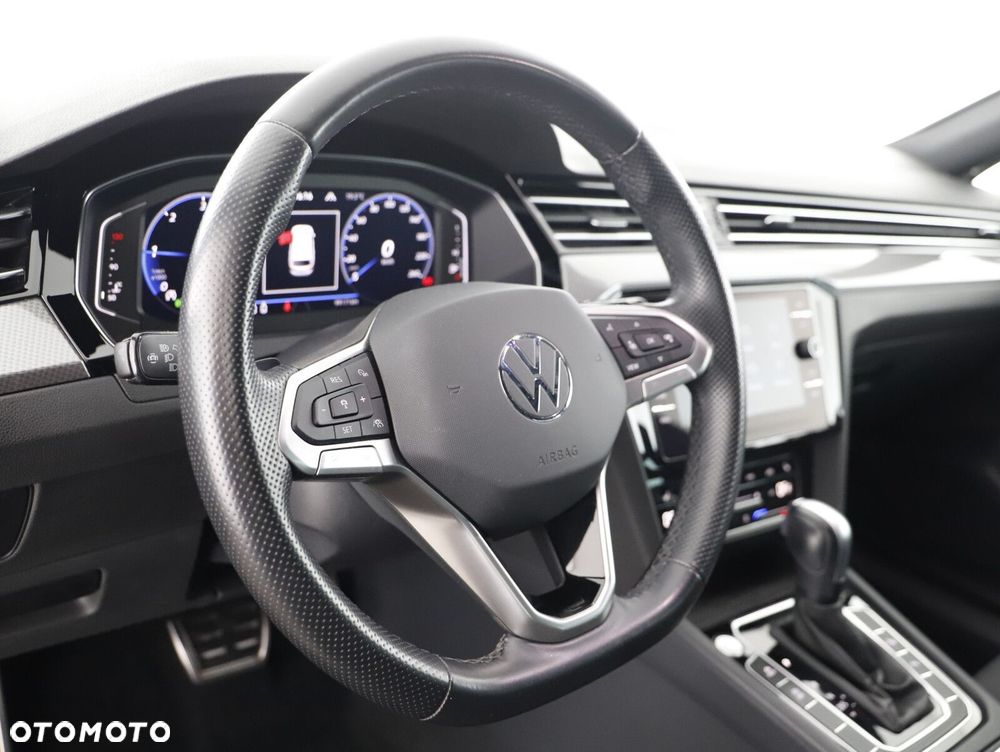 Volkswagen Passat Alltrack - 9