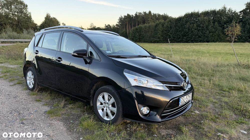 Toyota Verso - 3