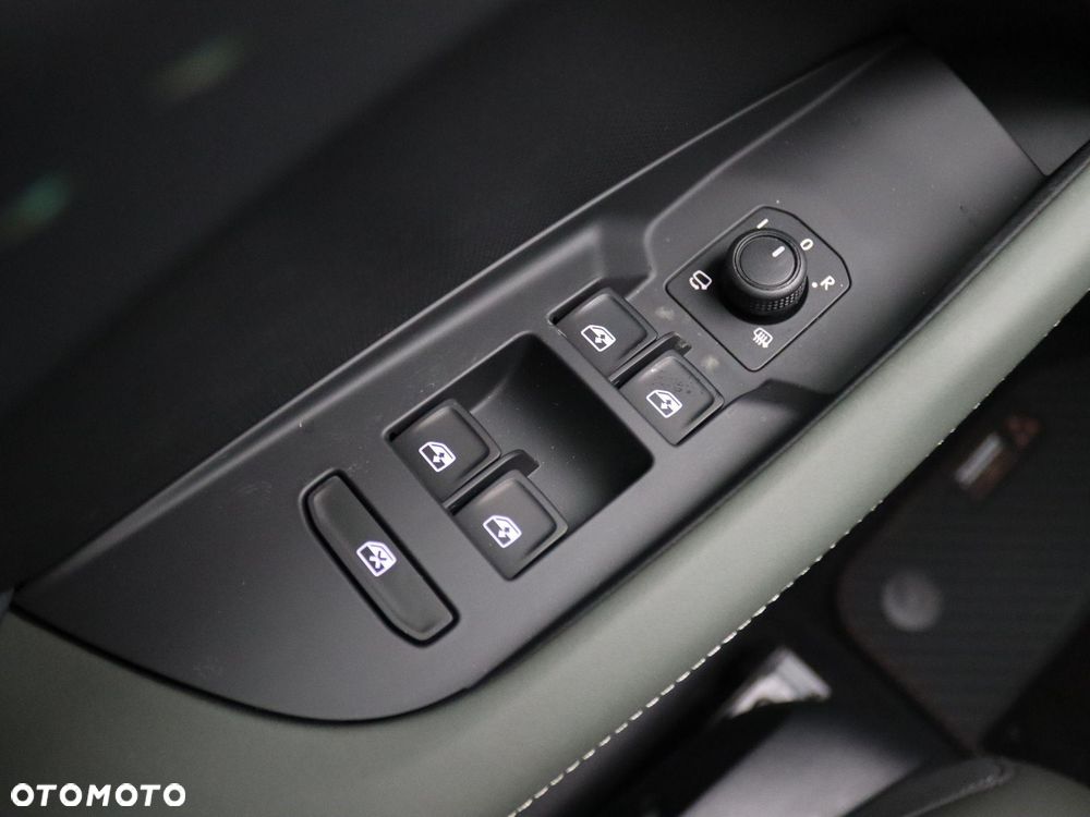 Cupra Terramar 1.5 e-Hybrid DSG Tribe Edition - 35