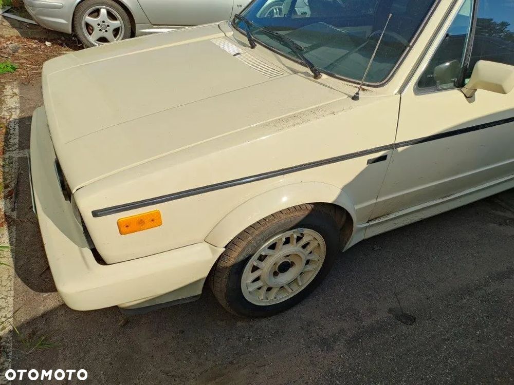 Volkswagen Golf - 20