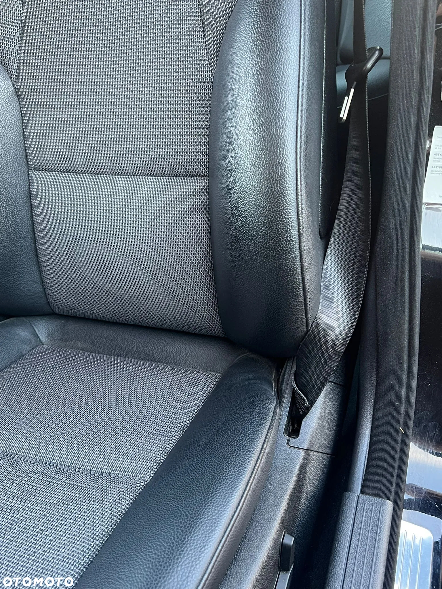 Mercedes-Benz Klasa C 320 T CDI 7G-TRONIC Avantgarde DPF - 16