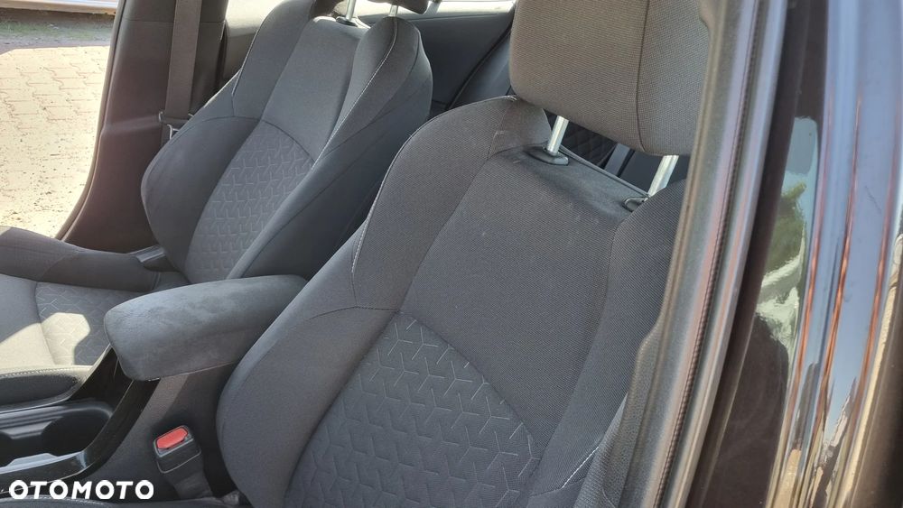 Toyota Corolla 1.8 Hybrid Comfort - 36