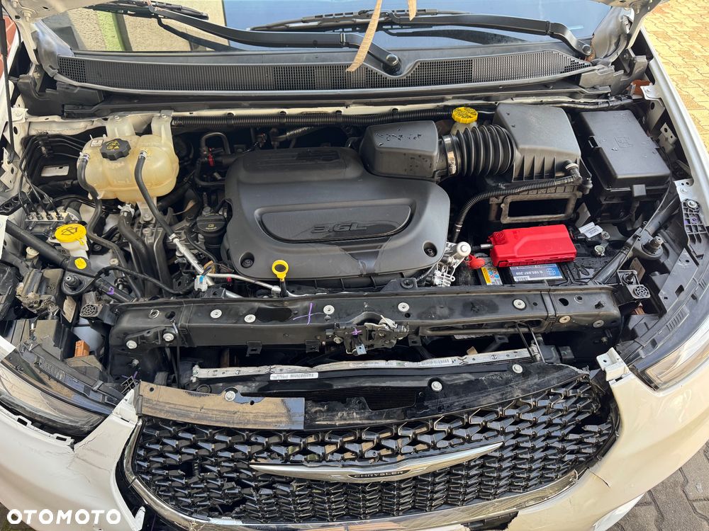 Chrysler Pacifica - 19