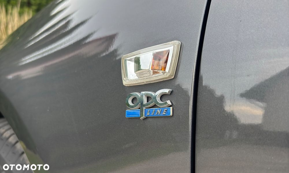 Opel Insignia - 21