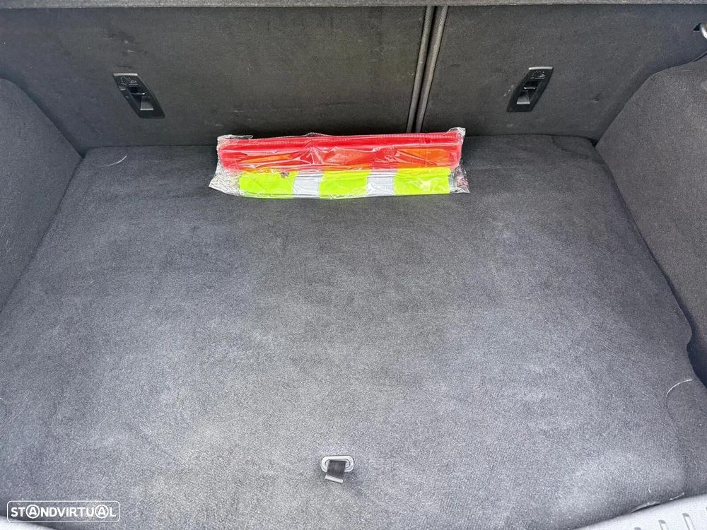 Ford Focus 2.3 EcoBoost S&S 4WD RS - 26