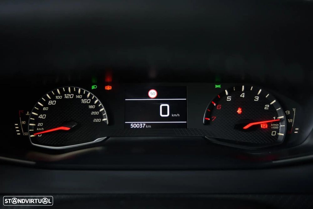 Peugeot 2008 1.2 PureTech Active - 29