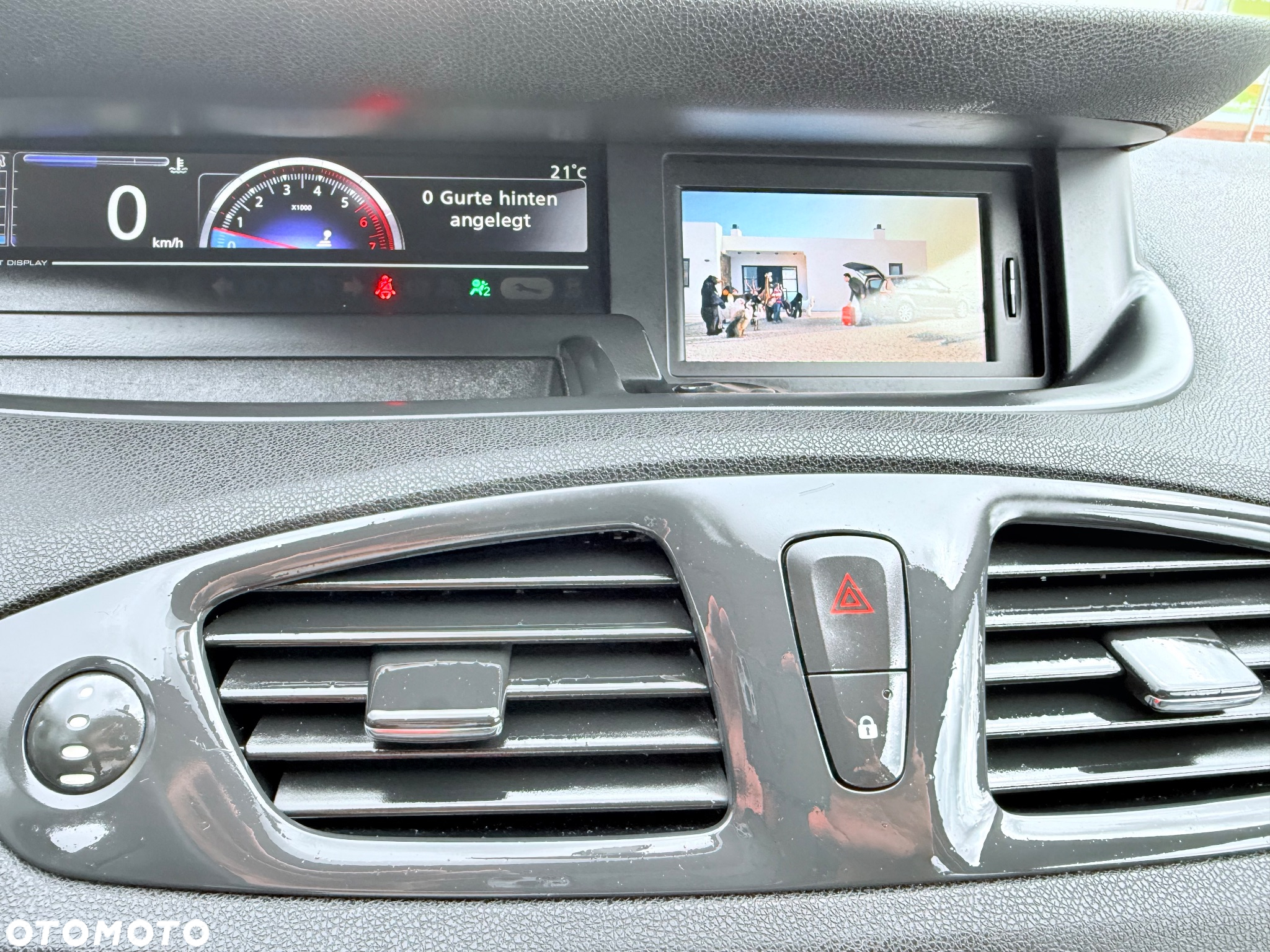 Renault Scenic 1.6 16V 110 TomTom Edition - 16