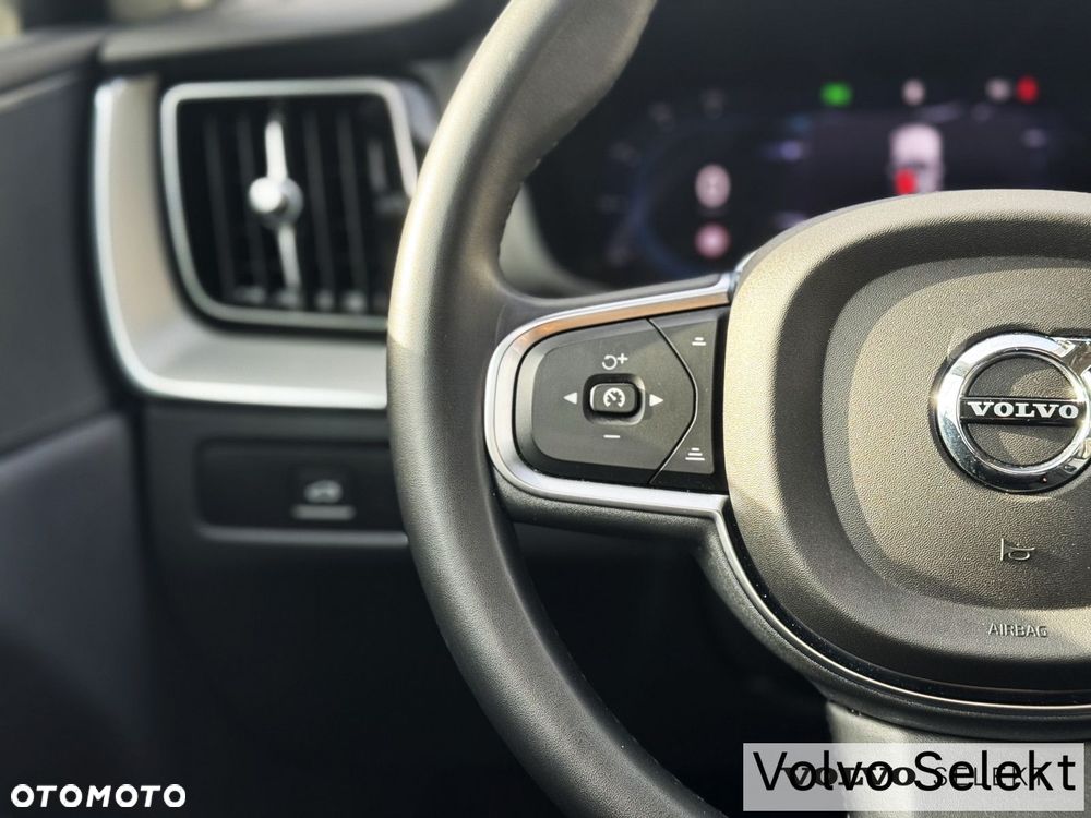 Volvo XC 60 - 8