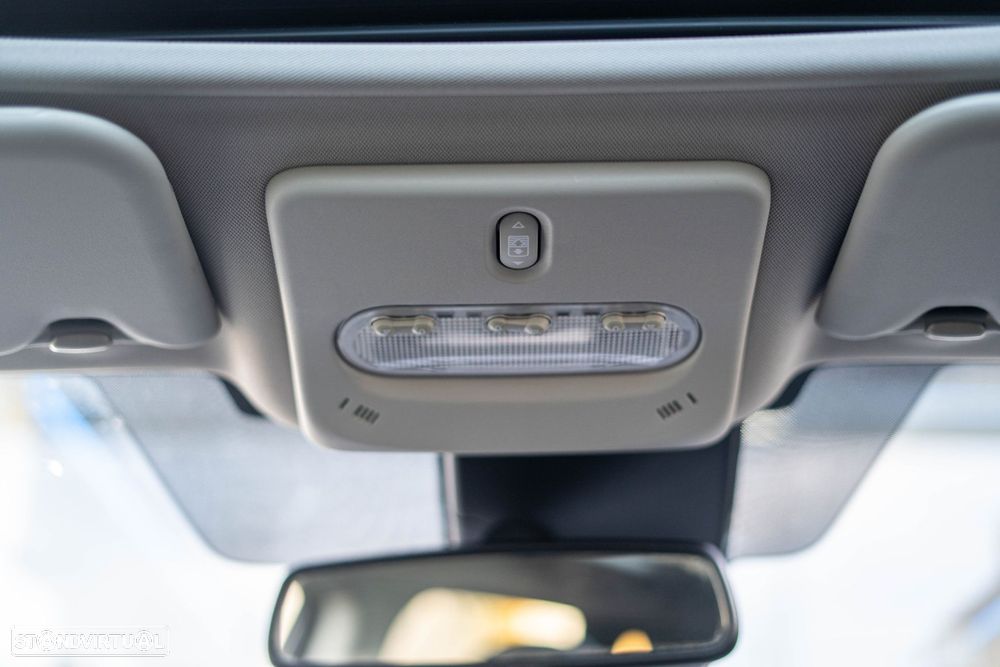 Nissan Qashqai 1.2 DIG-T N-Connecta 18 - 37