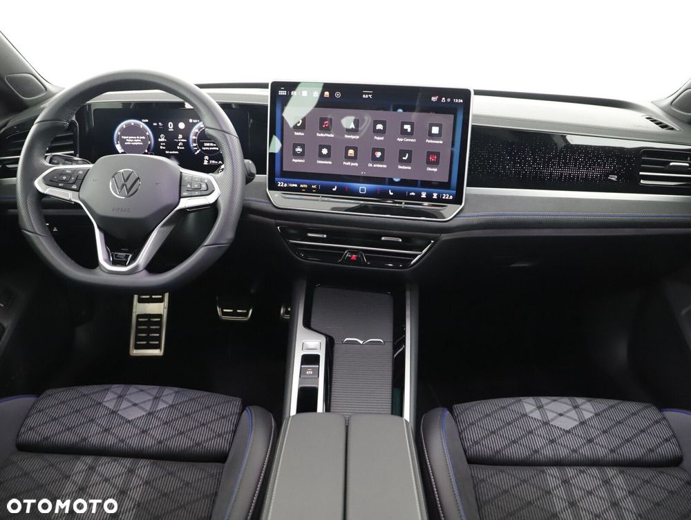 Volkswagen Passat - 11