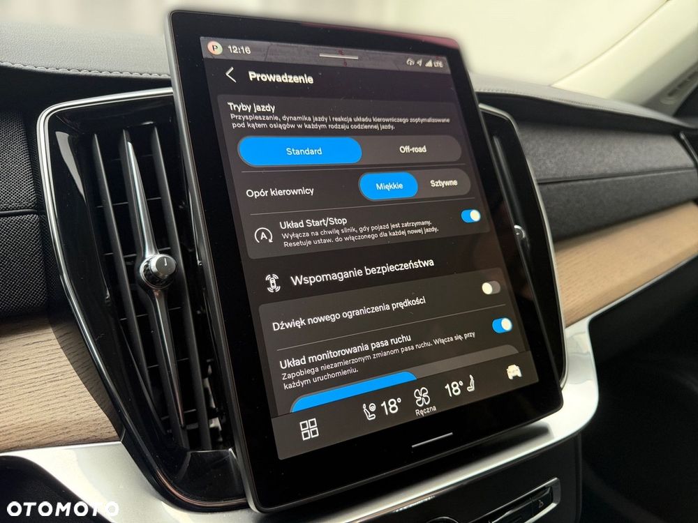 Volvo XC 90 - 25
