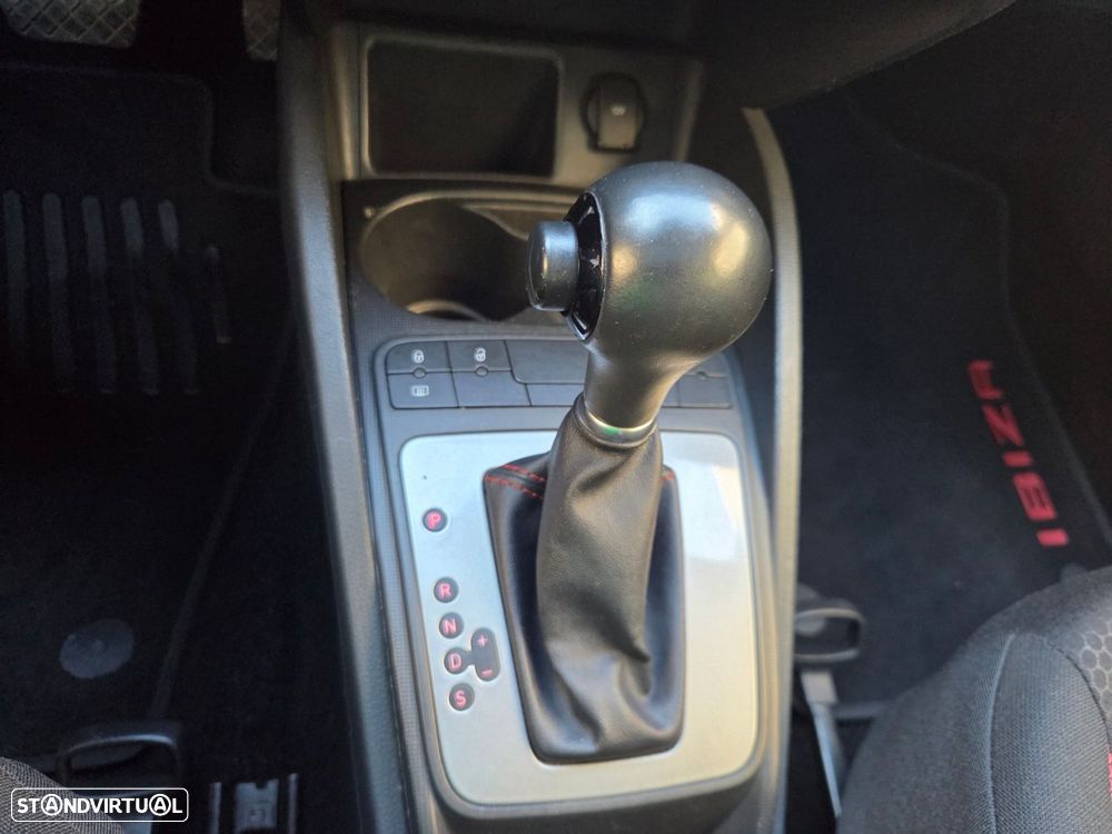 SEAT Ibiza 1.6 TDI FR 30 Anos DSG - 23