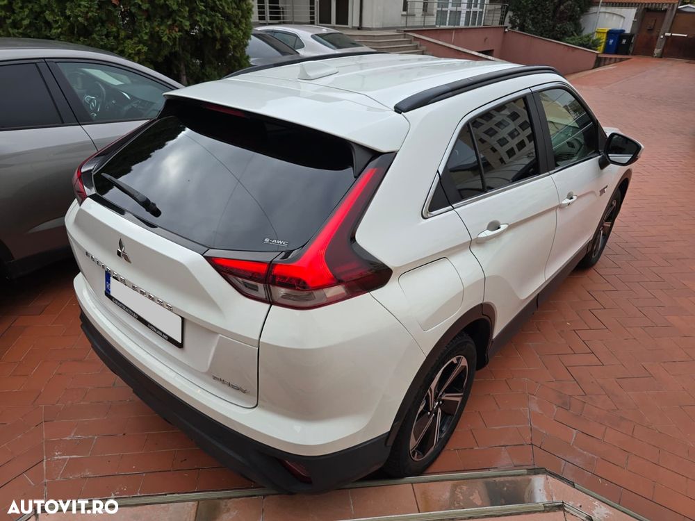 Mitsubishi Eclipse-Cross - 11