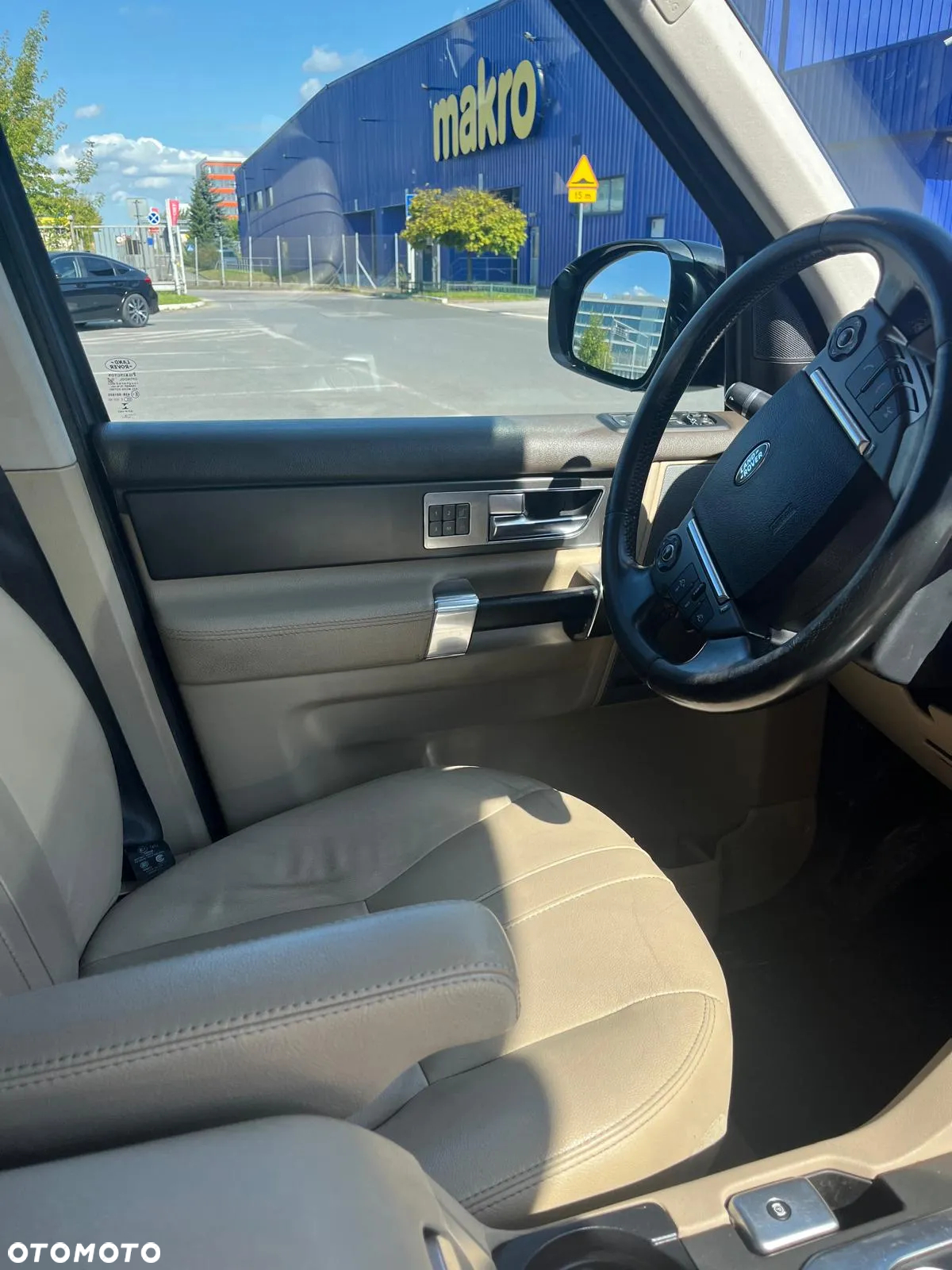 Land Rover Discovery IV 3.0 SD V6 HSE - 5