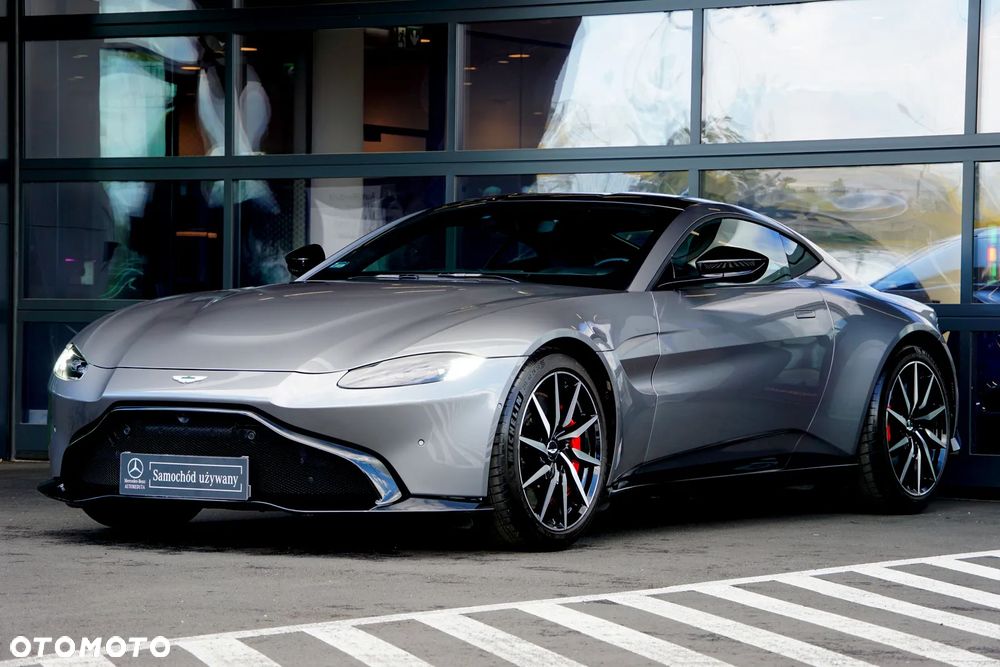 Aston Martin V8 Vantage - 3