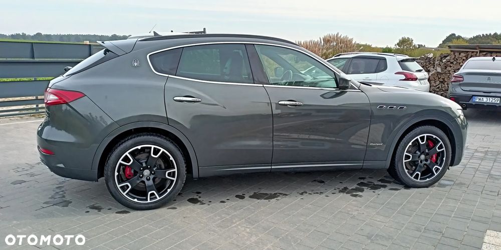 Maserati Levante S Q4 - 33