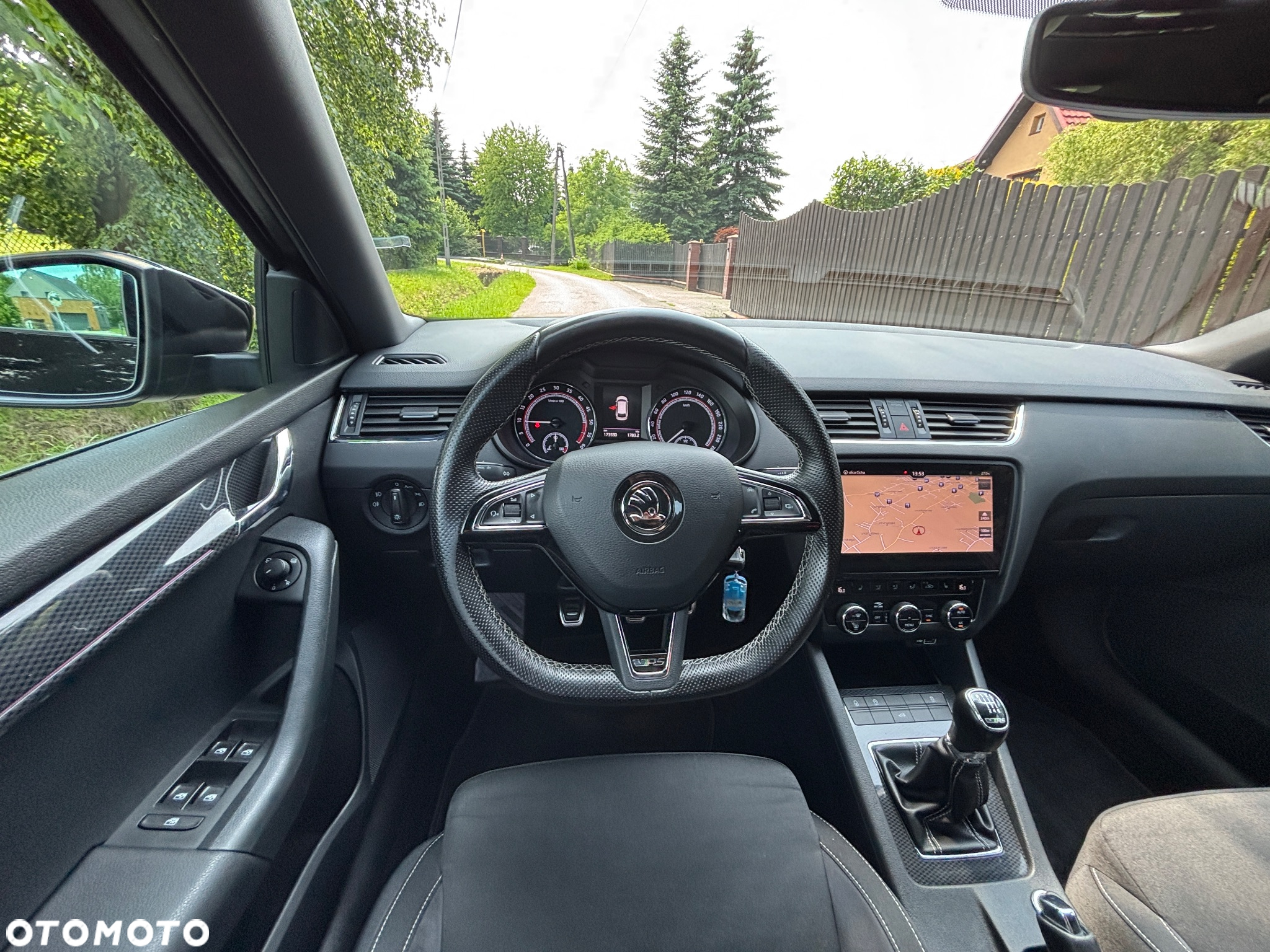 Skoda Octavia Combi 2.0 TDI RS - 13