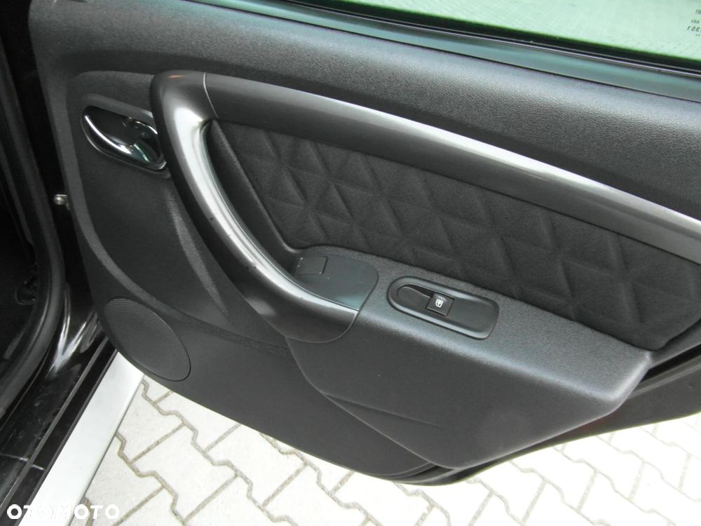 Dacia Duster 1.2 TCe Prestige S&S EU6 - 34