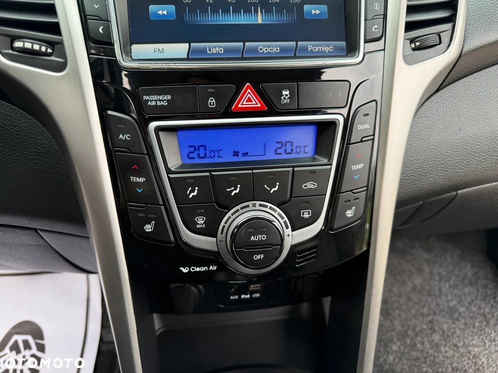 Hyundai i30 1.6 CRDi Premium - 34