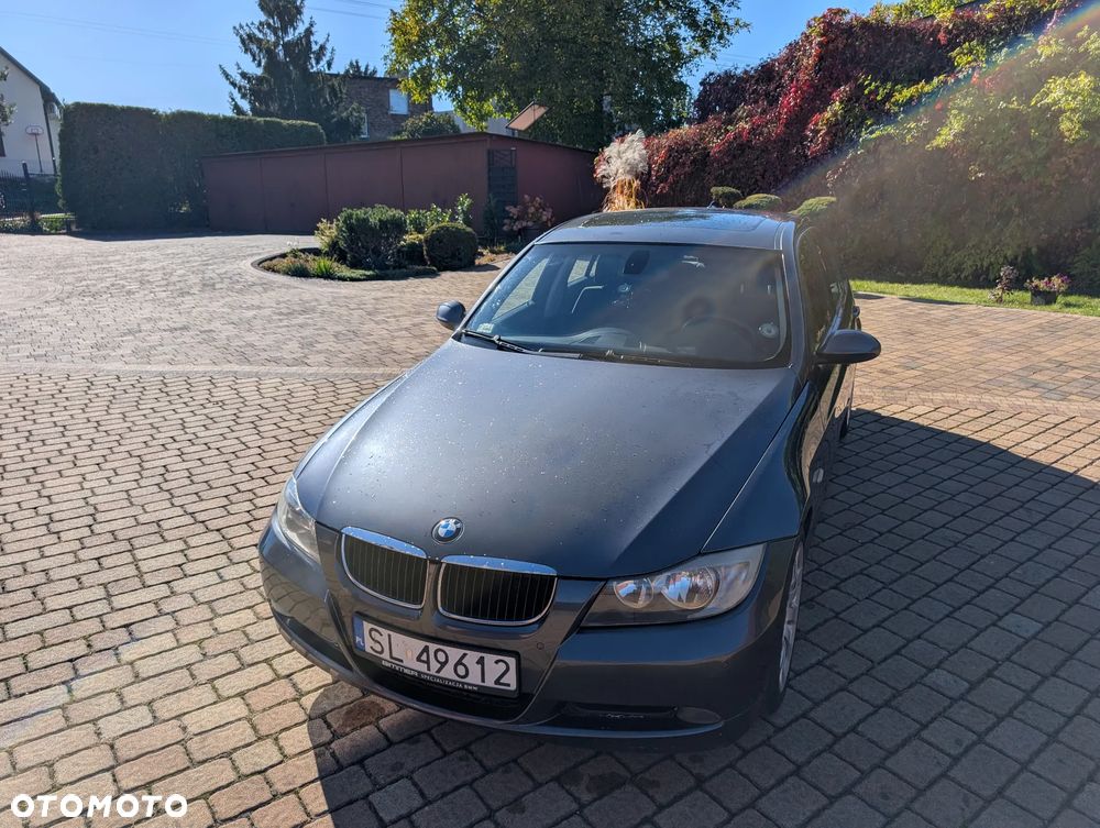 BMW Seria 3 318d - 26