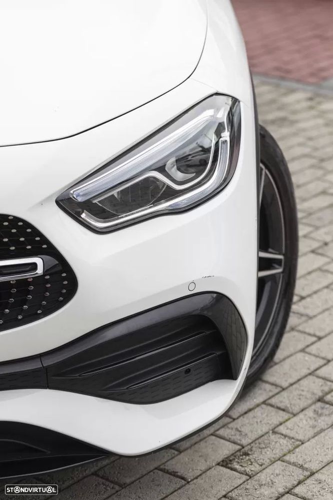 Mercedes-Benz GLA 180 d AMG Line - 8