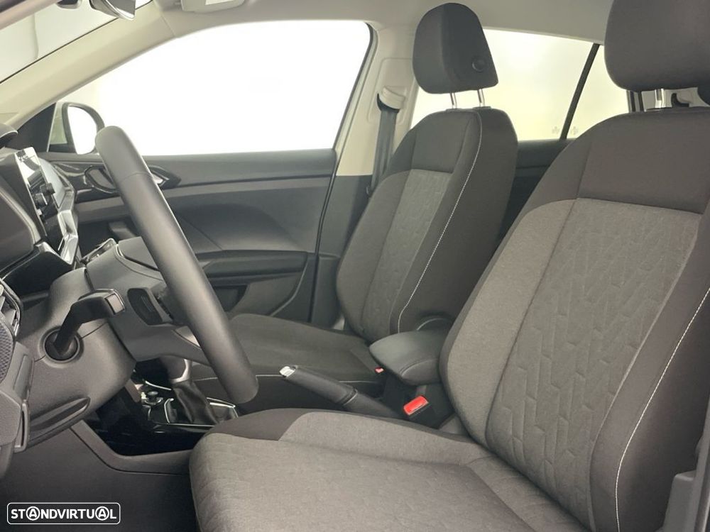 VW T-Cross - 16