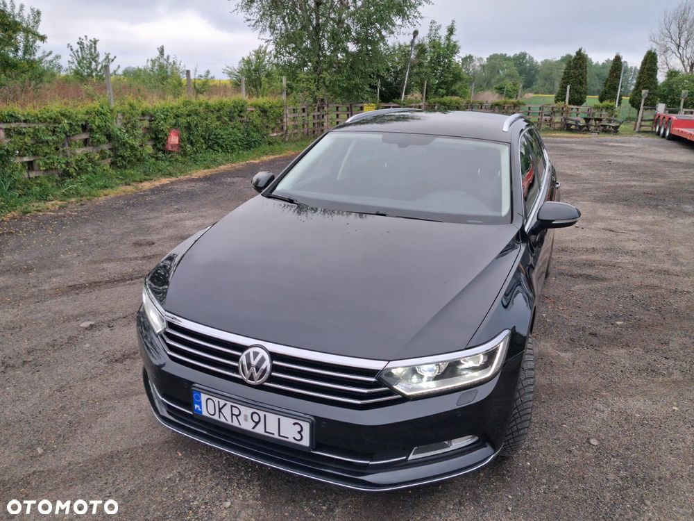 Volkswagen Passat 1.6 TDI SCR DSG Business - 22