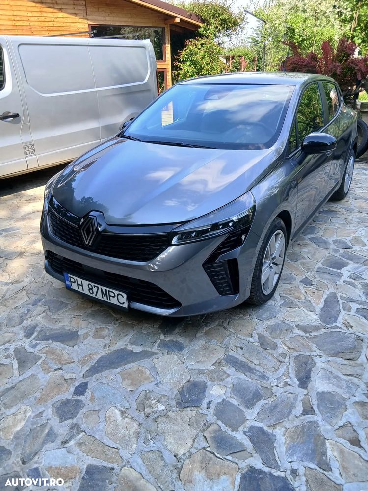 Renault Clio - 1