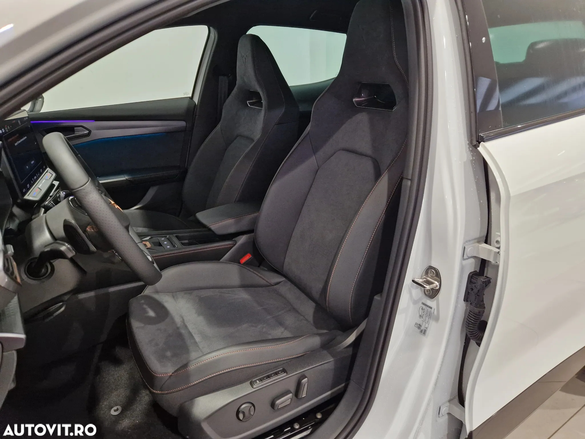 Cupra Formentor 1.4 e-HYBRID PHEV VZ - 11
