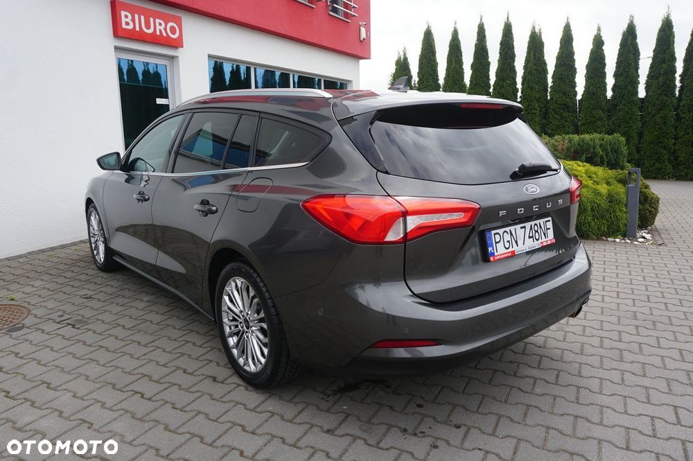 Ford Focus 1.0 EcoBoost Titanium - 3