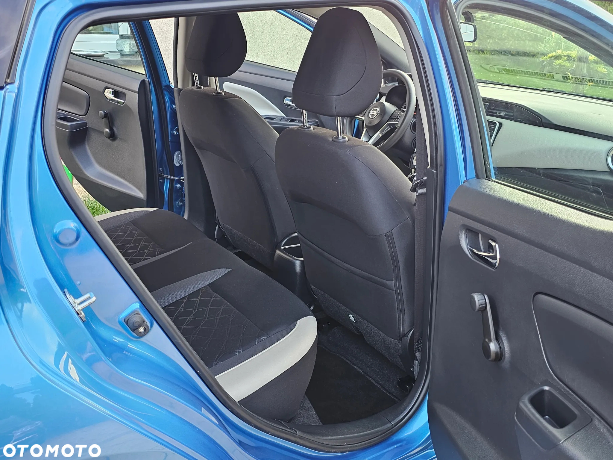 Nissan Micra 1.0 Visia Plus - 36