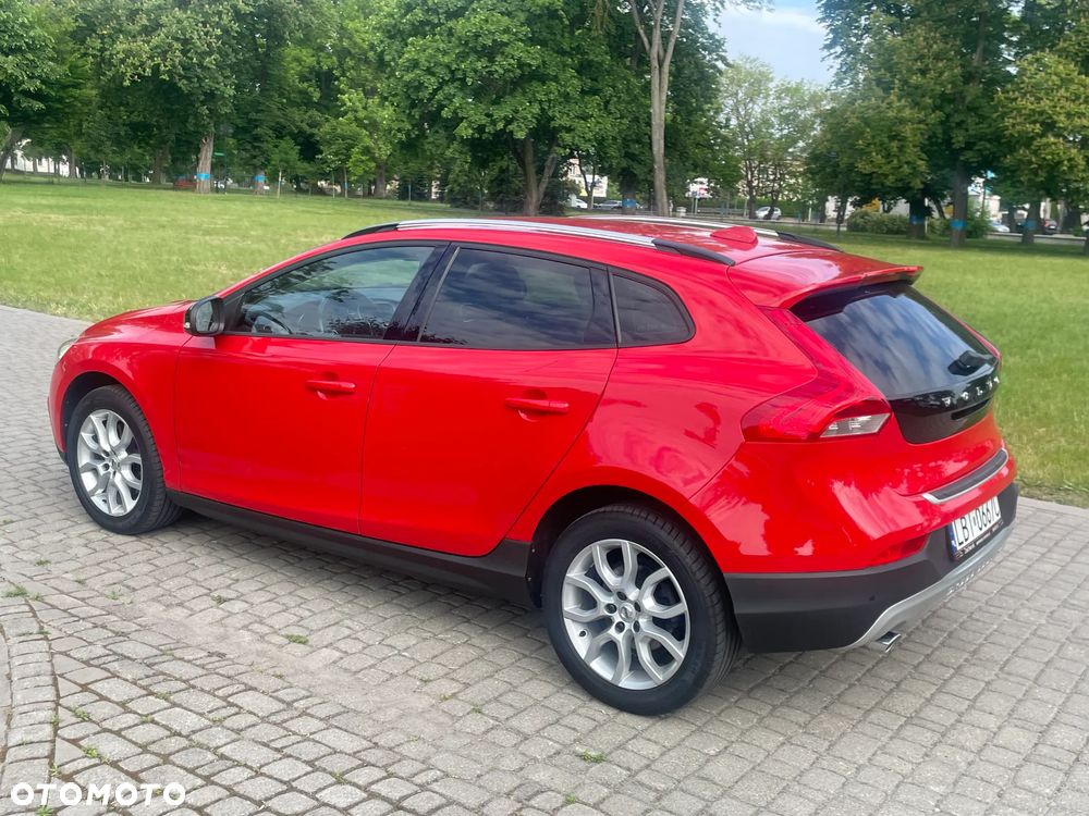 Volvo V40 Cross Country D3 Momentum - 3