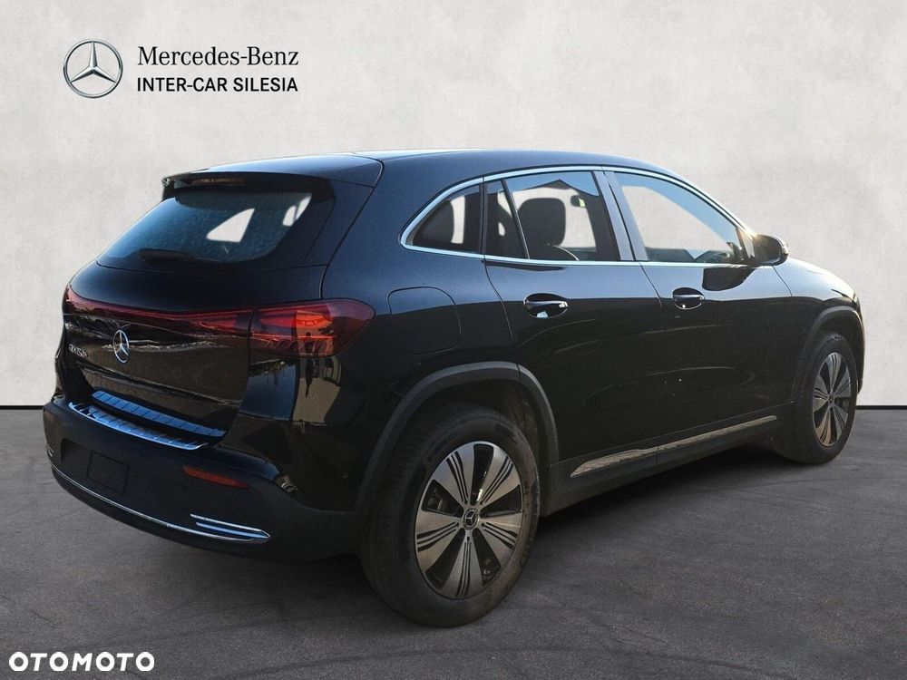 Mercedes-Benz EQA - 5