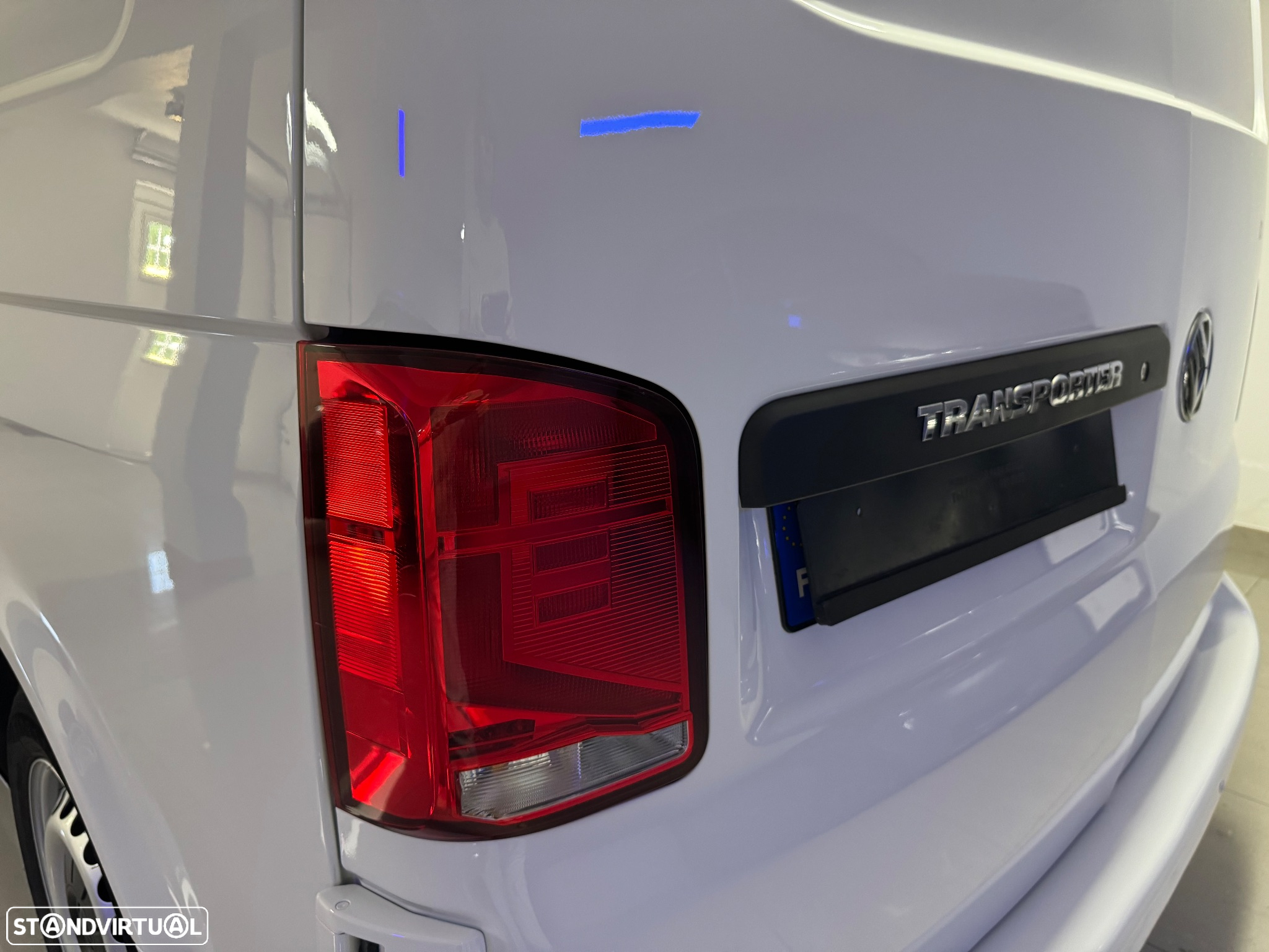 VW TRANSPORTER 2.0 TDI C/IVA BUSINESS AC OCASIÃO - 22