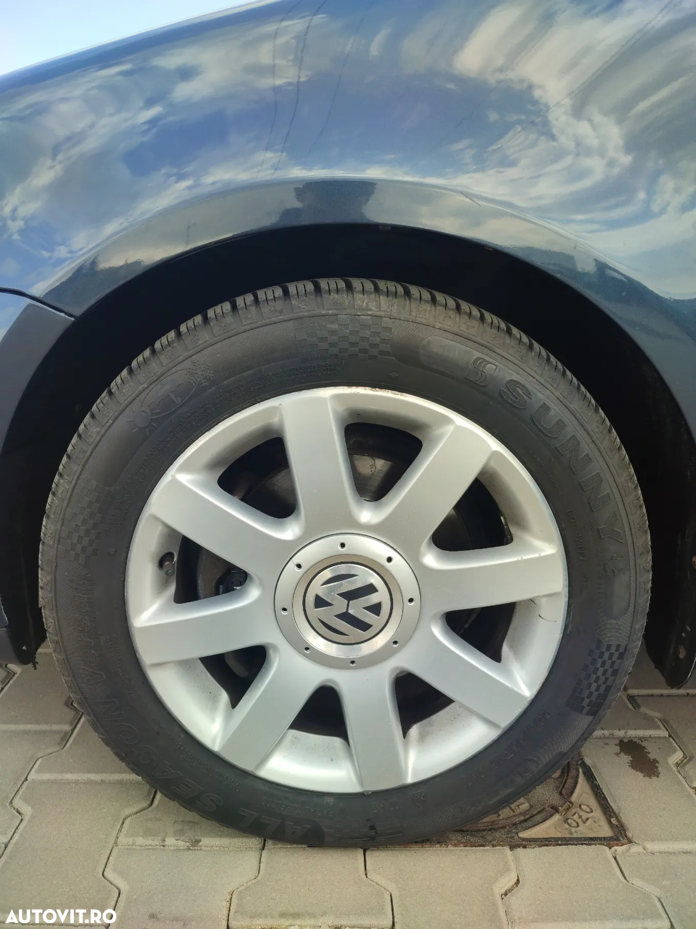 Volkswagen Golf 1.6 FSI Sportline - 8