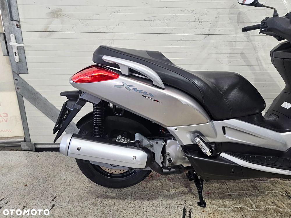 Yamaha X-max - 21