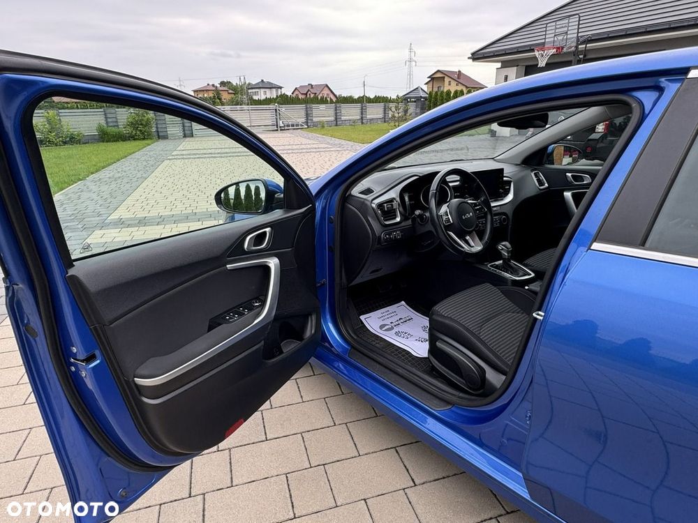 Kia Ceed 1.5 T-GDI M DCT - 21