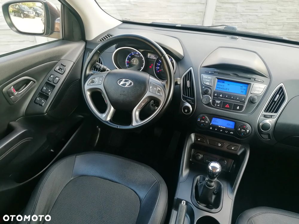 Hyundai ix35 1.6 2WD Fifa World Cup Edition - 13