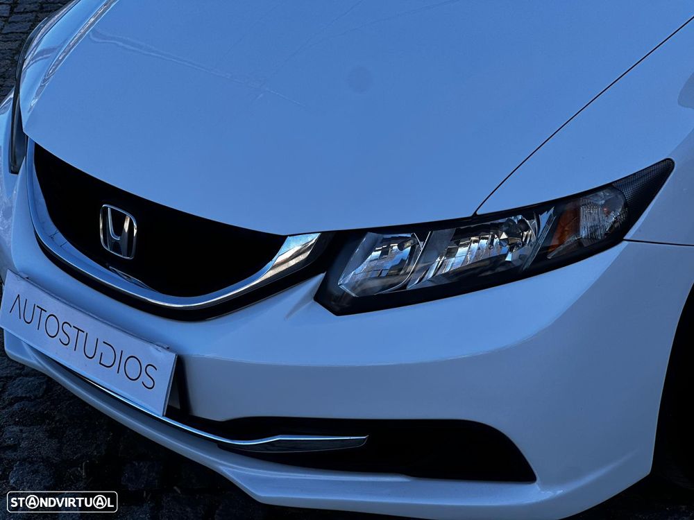 Honda Civic 1.8 i-VTEC Auto Comfort - 14