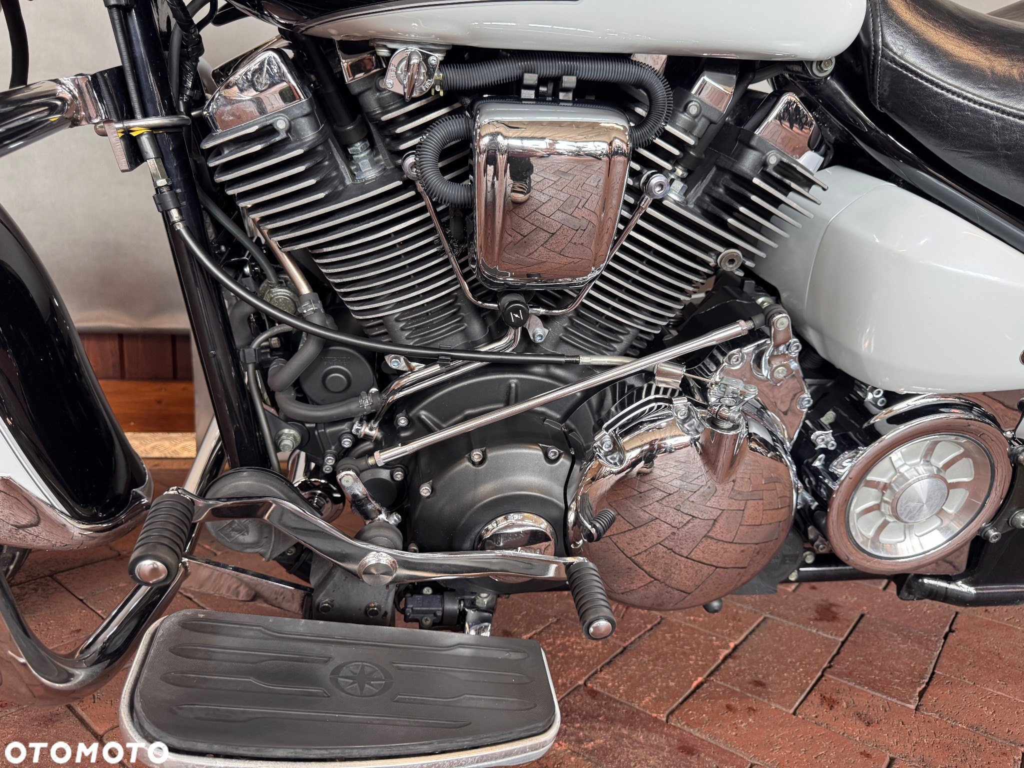 Yamaha Road Star - 18