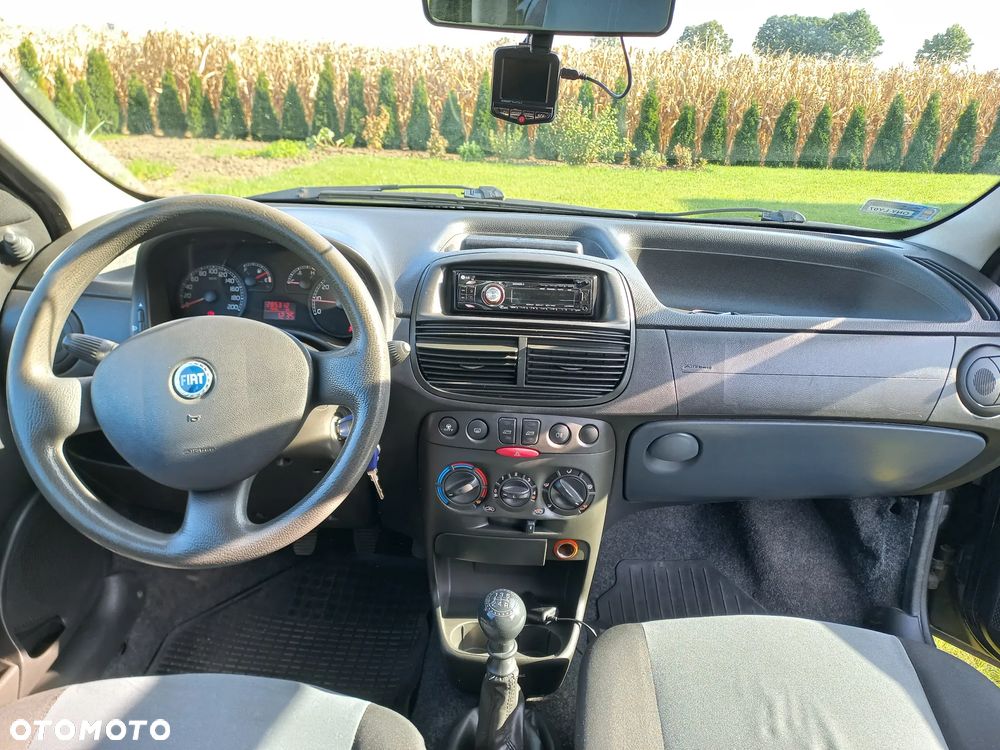 Fiat Punto - 11
