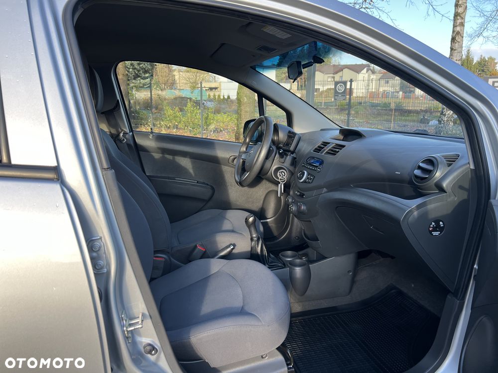 Chevrolet Spark 1.0 LS - 16