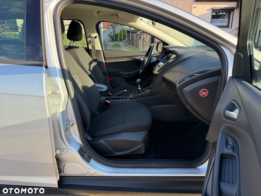 Ford Focus 1.5 TDCi DPF Start-Stopp-System Business - 15