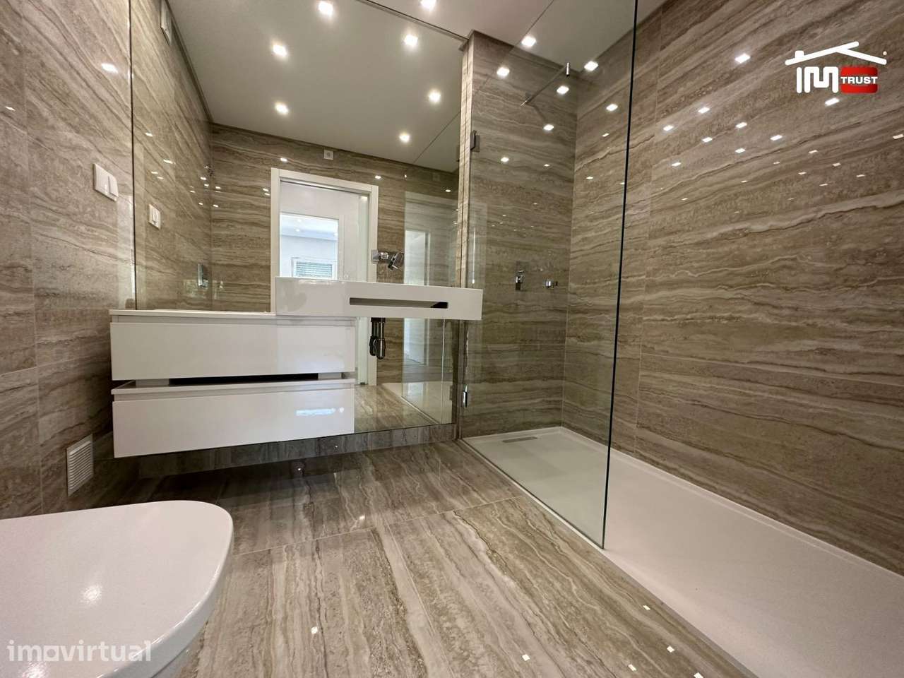 Incrivel Apartamento T2 com Varanda, e Arrecadação - Grande imagem: 5/19