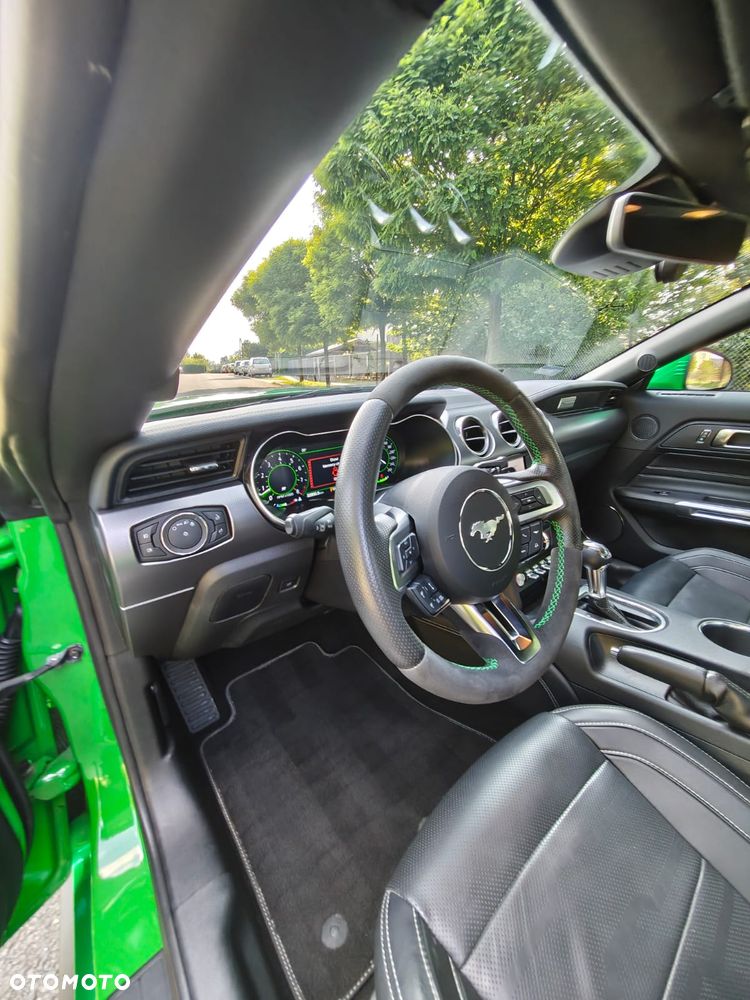 Ford Mustang - 3