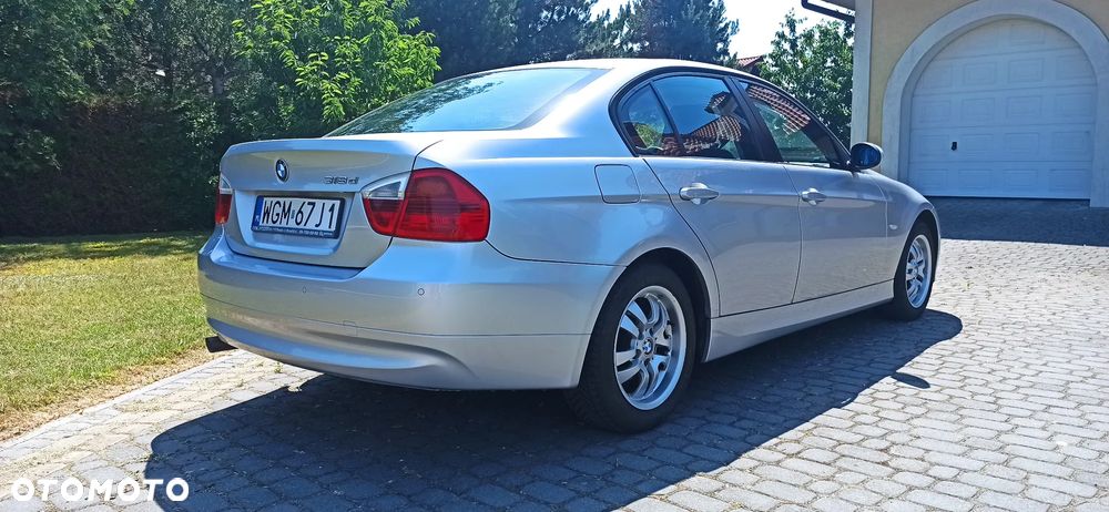 BMW Seria 3 318d - 3